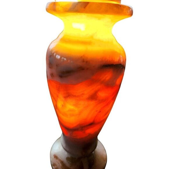 Vintage Marbled Onyx Alabaster Stone Vase 7.25 inches tall x 3 inches wide - Picture 14 of 15